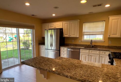 297 Fountayne Ln, Trenton NJ 08648-2672 exterior