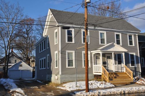 54 Downing St, Concord, NH 03301-3512