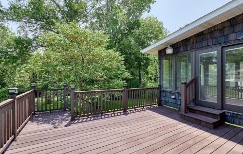 9308 Ldg Pole Ln, Saint Louis MO 63126-2158 exterior