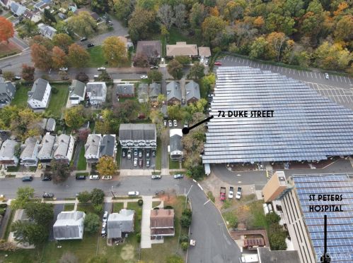 72 Duke St, New Brunswick NJ 08901-1707 exterior