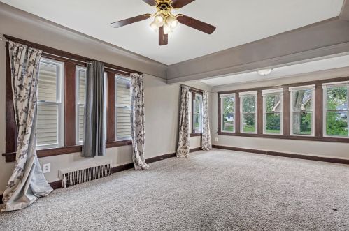 4506 37th St, Milwaukee WI  53209-5910 exterior