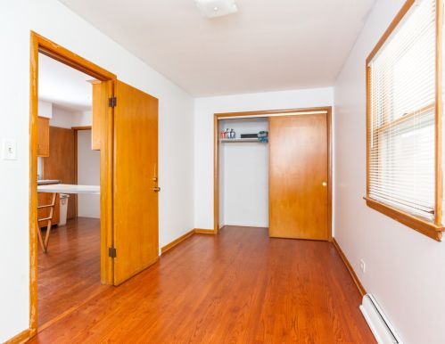 4716 Kennicott Ave, Chicago IL 60630-4322 exterior