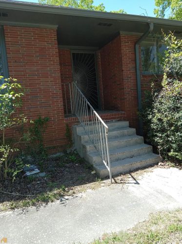 3131 Forrest Park Rd, Atlanta GA  30354-2523 exterior