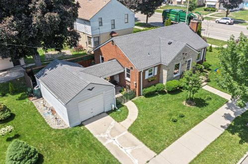 3107 33rd St, Milwaukee, WI 53215-4234