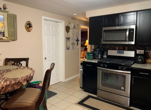 9127 University Ave, Chicago IL 60619-7946 exterior