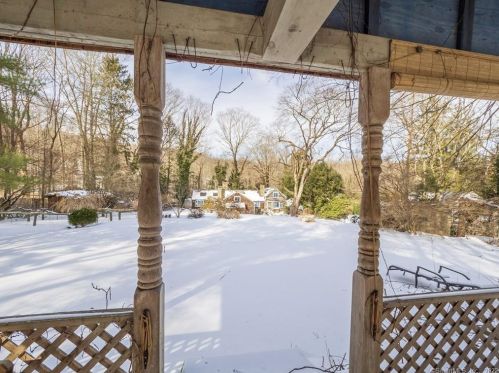 62 Cedar Rd, Wilton CT 06897-3626 exterior