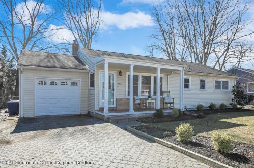 2416 Dwight Ave, Point Pleasant Beach NJ 08742-3705 exterior