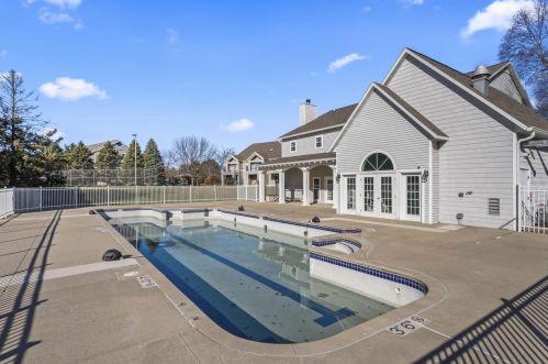 922 Harbor House Dr, Madison WI 53719-3209 exterior