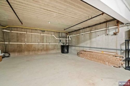 9 Vela Way, Edgewater NJ 07020-1564 exterior