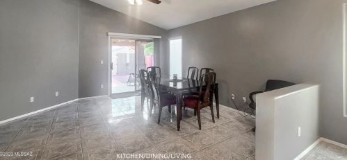 8948 Marci Lynne Way, Tucson AZ  85747-5624 exterior