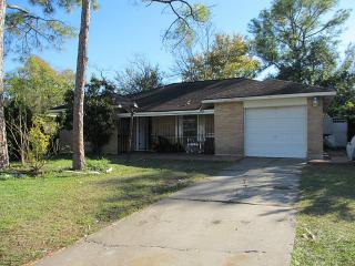 11027 Carvel Ln, Houston TX  77072-3034 exterior