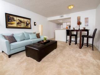 1500 Riverside Dr, Austin TX  78741-1100 exterior