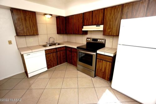 1658 Jerrie Blvd, Tucson AZ  85712-3467 exterior