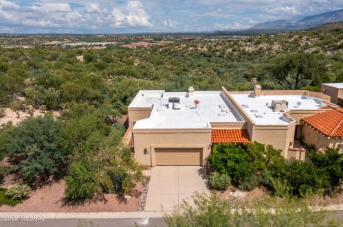 1035 Camino Diestro, Tucson AZ 85704-7694 exterior