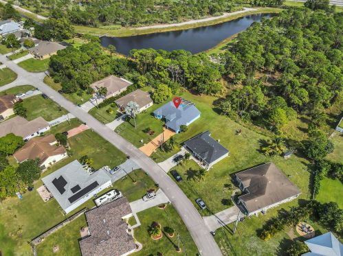 3119 Ann Arbor Rd, Fort Pierce FL  34953-6926 exterior