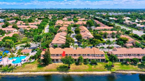 6822 Via Regina, Boca Raton FL 33433-3929 exterior