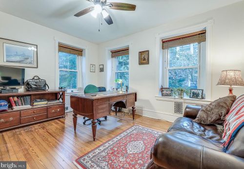 7909 Ardleigh St, Philadelphia PA 19118-3414 exterior