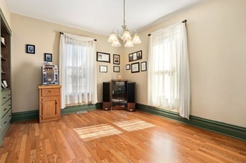 4047 Drake Ave, Chicago IL 60659-3207 exterior