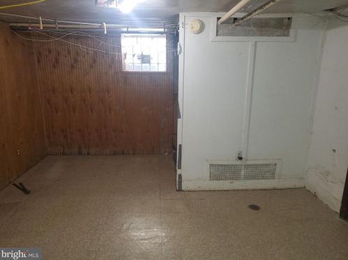 1002 Haworth St, Philadelphia PA 19124-2506 exterior