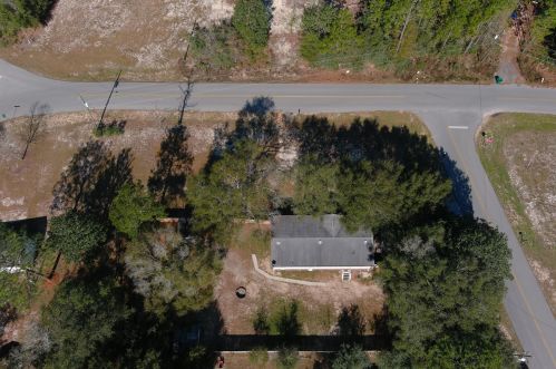 637 Lk Rosemary Ct, Defuniak Springs FL 32433-9628 exterior