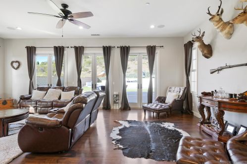 11243 Deprise Cv, San Diego CA 92131-4252 exterior