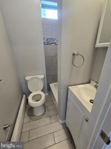 2229 Cantrell St, Philadelphia PA 19148-3320 exterior