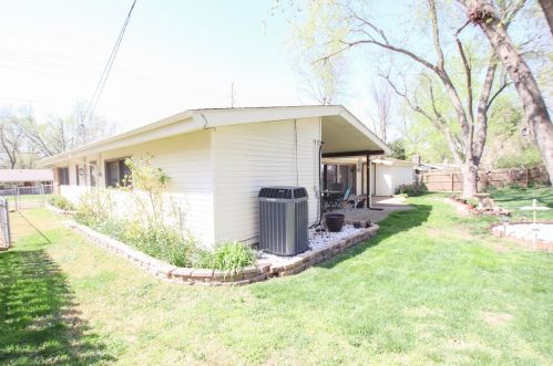 1550 Ross Ave, Saint Louis MO 63146-3817 exterior