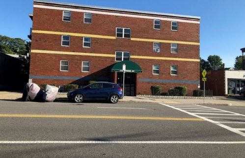 116 Spring St, Boston MA exterior