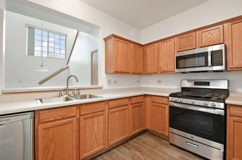 2419 Rocky Hl Cir, Joliet IL 60432-0815 exterior