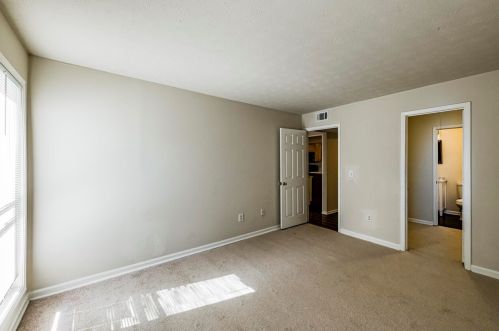 1464 Br Dr, Tucker GA 30084-1278 exterior