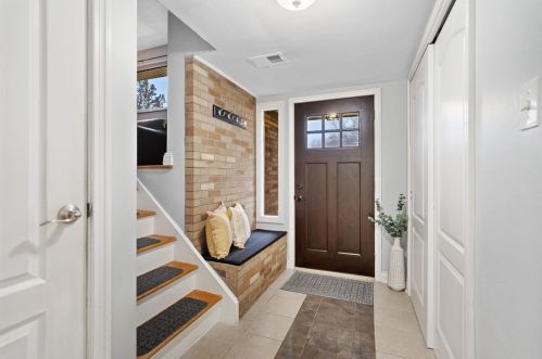 453 Amherst Ave, Moon Twp, PA 15108-2665