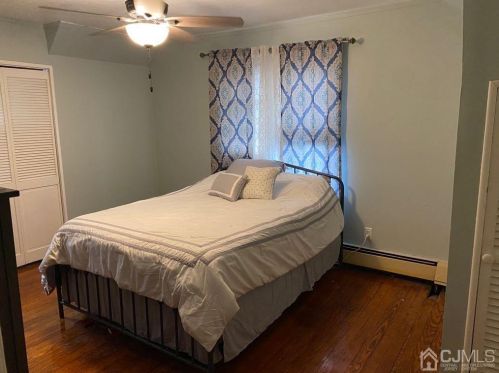 440 Neville St, Perth Amboy NJ 08861-3111 exterior