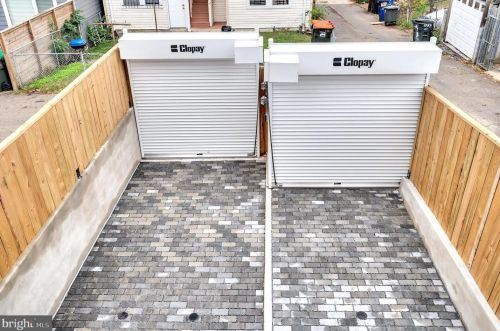 1026 18th St, Washington DC  20002-7621 exterior