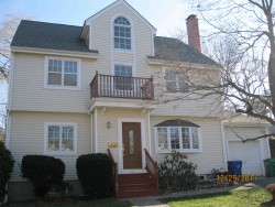 60 Hatfield Rd, Newton, MA 02465-1229