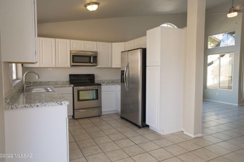 3086 Placita De Ln Roseta, Tucson AZ 85746-8368 exterior