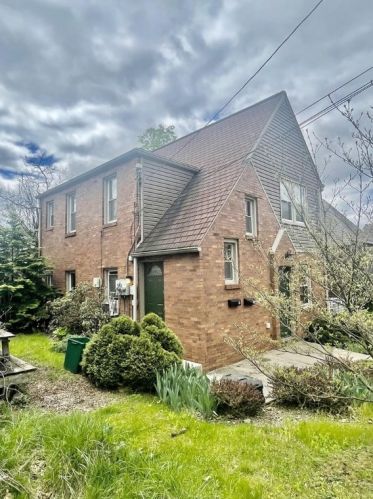 1432 Penn Ave, Pittsburgh, PA 15221-2413