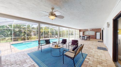 2130 Tropical Trl, Merritt Island FL 32952-4047 exterior