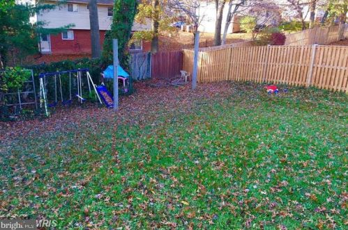 12004 Montrose Village Ter, Rockville MD  20852-4162 exterior