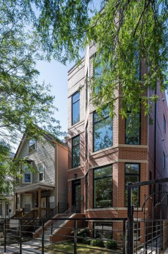 3124 Central Park Ave, Chicago, IL 60618-3930