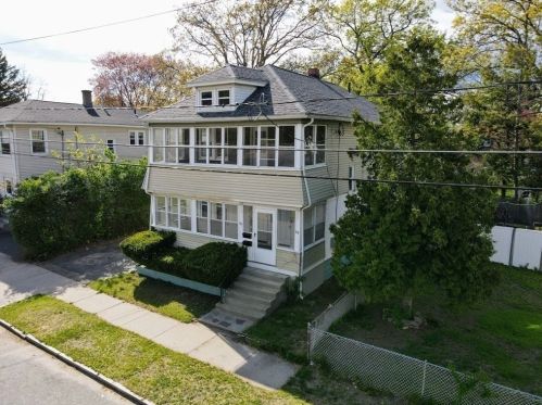 90 Melville St, Springfield MA  01104-2730 exterior