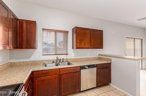 7542 Fair Meadows Loop, Tucson AZ 85756-6151 exterior