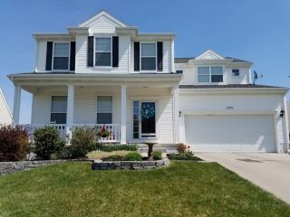 2109 Quartz Dr, Omaha, NE 68046-8051