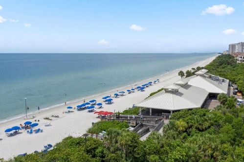 6573 Marissa Loop, Naples FL 34108-7200 exterior