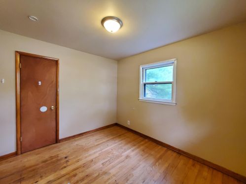 5151 83rd St, Milwaukee WI  53218-3647 exterior