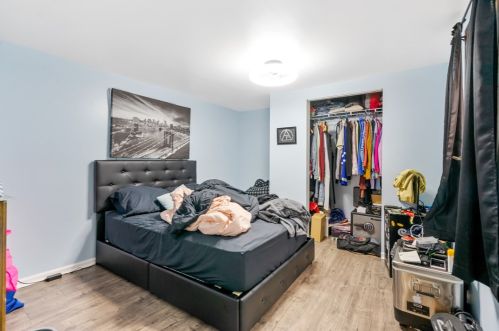 9 Carrick Ave, Pittsburgh PA  15210-4321 exterior