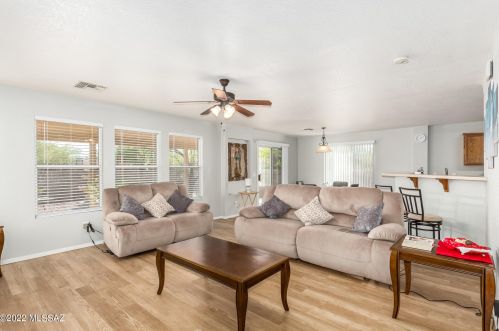 6180 Bramble St, Tucson AZ  85756-8785 exterior