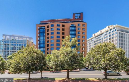 1010 Massachusetts Ave, Washington DC 20001-5401 exterior