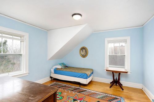 2318 12 St, Duluth MN 55806-1261 exterior