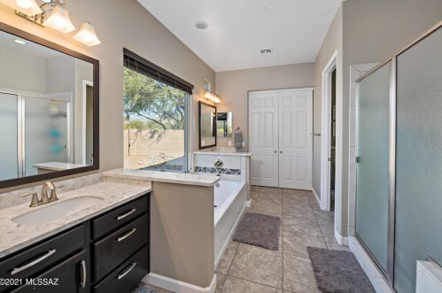 8499 National Dr, Tucson AZ 85742-8526 exterior