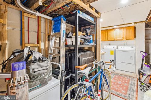 240 Fairmount Ave, Philadelphia PA  19123-2928 exterior